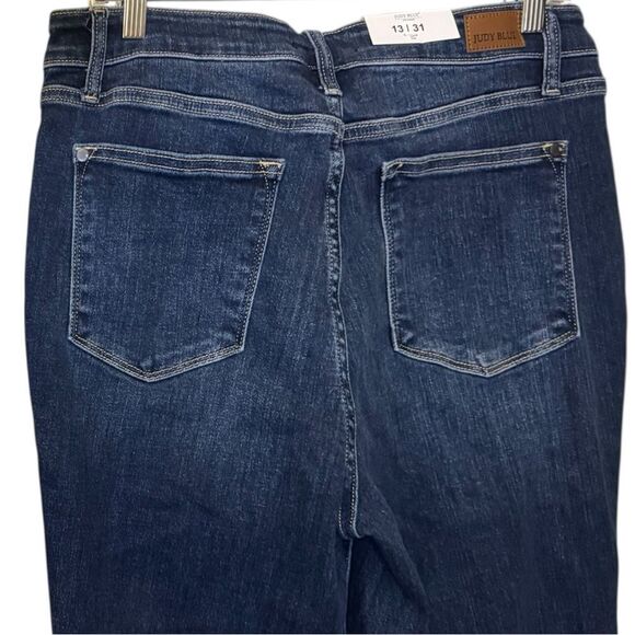 Judy Blue High Rise Angled Side Seam Flare Jeans 13/31 NWT - Picture 14 of 16
